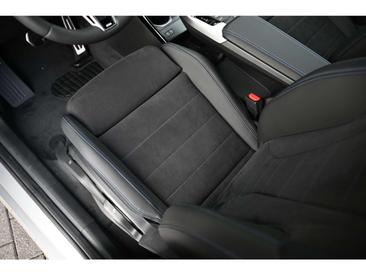 BMW IX1 M Sport EDrive20 — photo 12