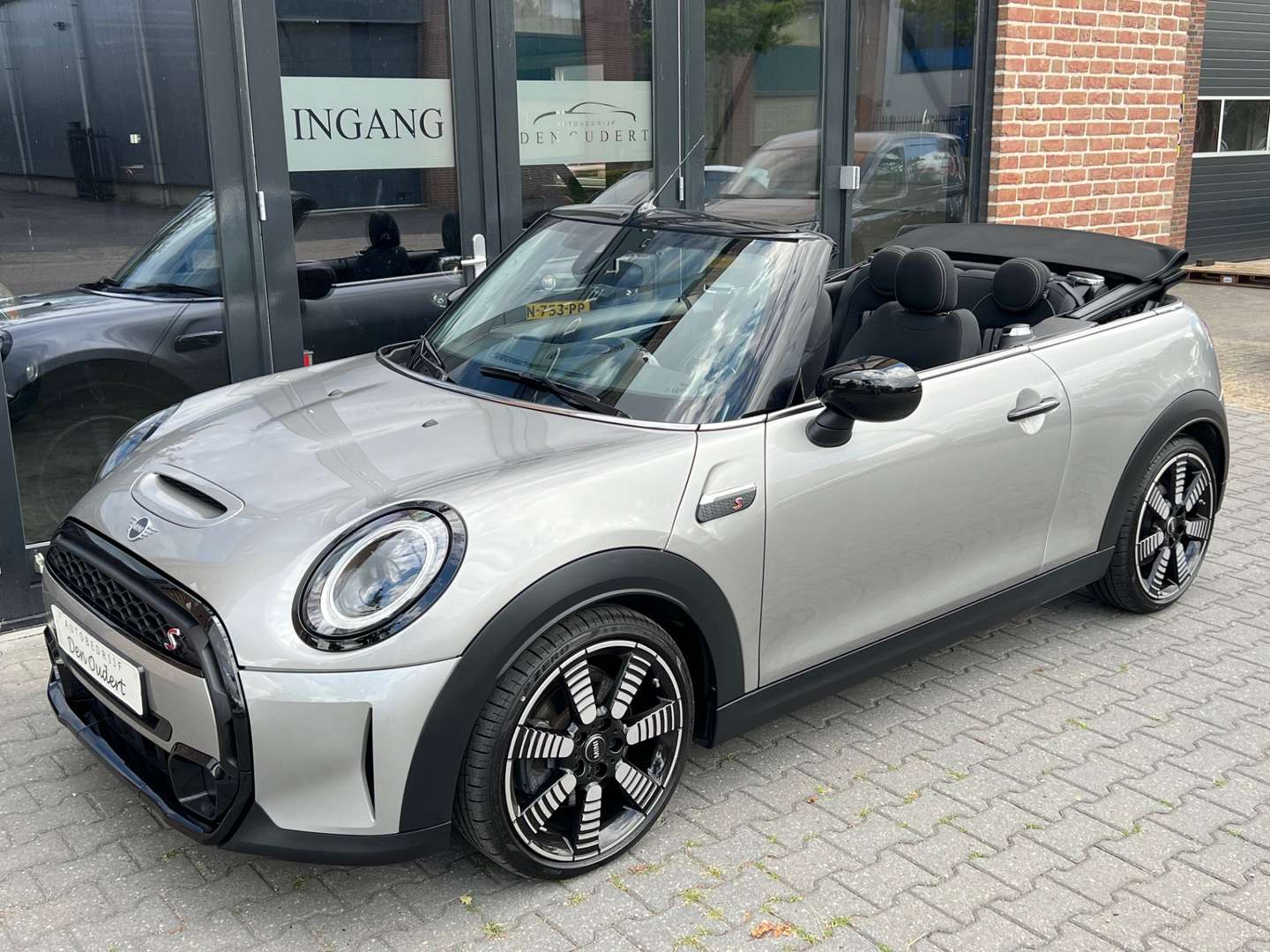 Mini Cabrio Cooper S Classic - 2024 - Joinsteer - #9