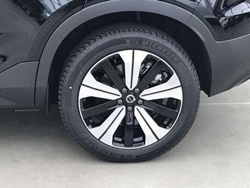 Volvo C40 Recharge Core — photo 4