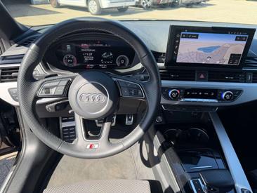 Audi A4 S Line Avant 35 TDI — photo 16