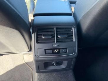 Audi A4 S Line Avant 35 TDI — photo 23