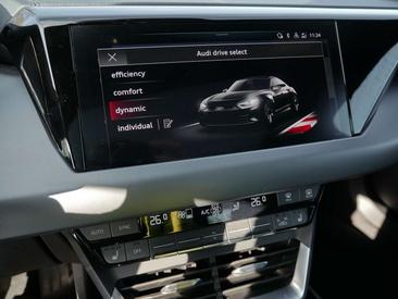 Audi E-tron GT — photo 20