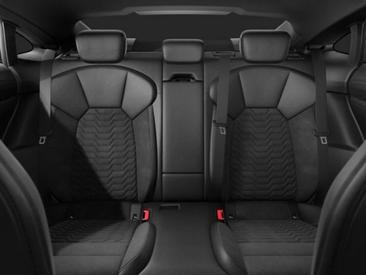 Audi E-tron GT — photo 10
