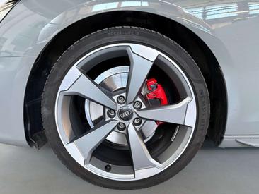 Audi A4 S Line Avant 35 TDI — photo 8