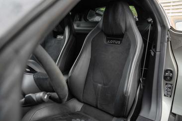 Lotus Emira V6 First Edition — photo 8