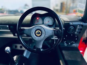 Lotus Elise — photo 27