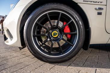 Lotus Elise Sprint 220 — photo 11
