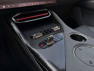 Lotus Eletre 450 4WD — photo 15