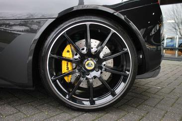 Lotus Evora GT410 — photo 25