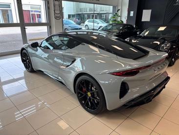 Lotus Emira — photo 13