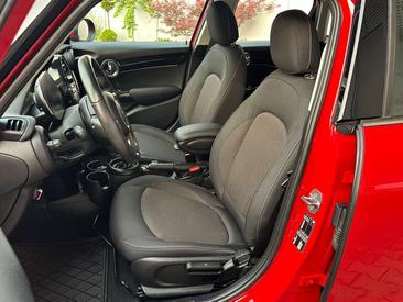 Mini Cooper One — photo 6