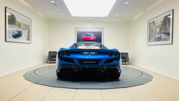 Ferrari F8 Tributo — photo 4