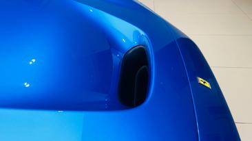 Ferrari F8 Tributo — photo 8