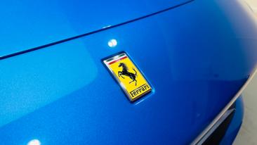 Ferrari F8 Tributo — photo 9
