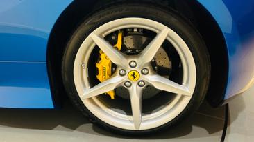 Ferrari F8 Tributo — photo 14