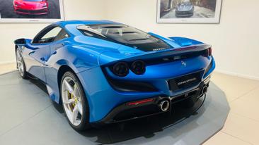 Ferrari F8 Tributo — photo 15