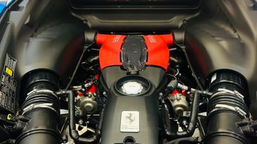 Ferrari F8 Tributo — photo 22