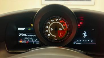 Ferrari F8 Tributo — photo 25