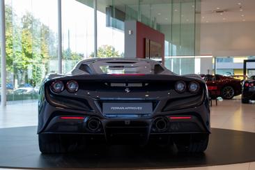 Ferrari F8 Tributo — photo 4