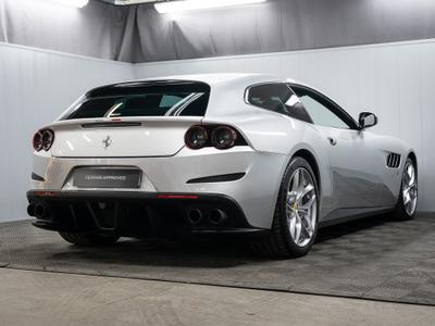 Ferrari GTC4Lusso T