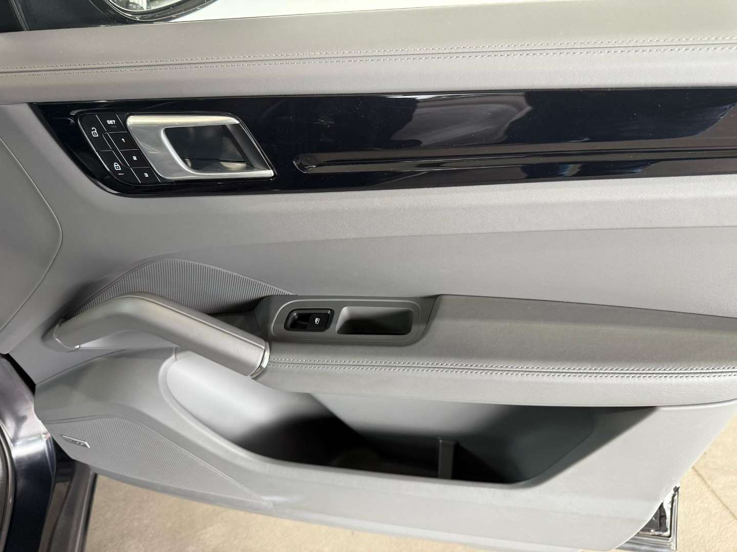 Porsche Cayenne E-Hybrid - 2021 - Joinsteer - #9