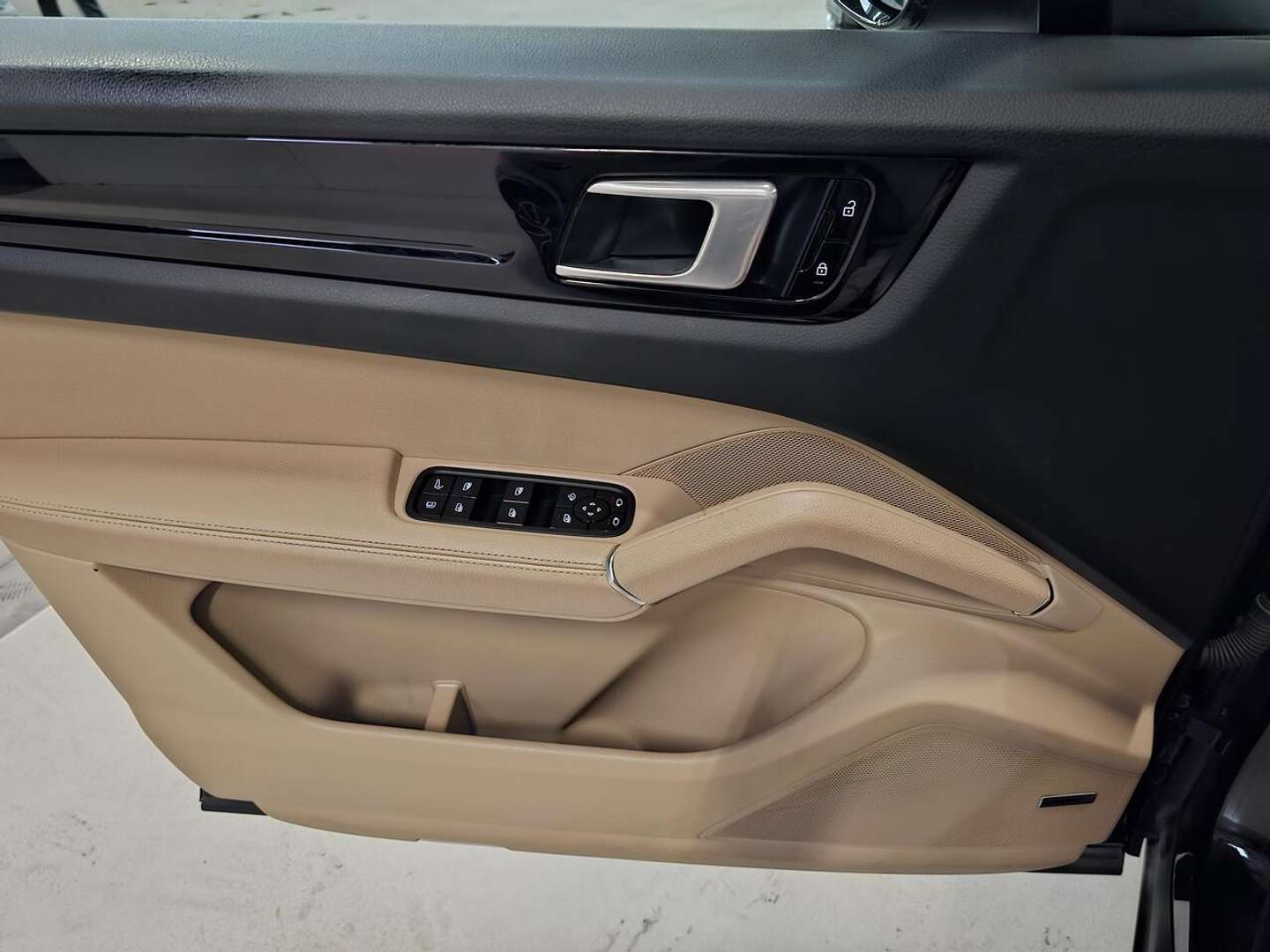 Porsche Cayenne E-Hybrid - 2019 - Joinsteer - #23