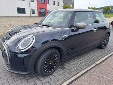 Mini 3 Portes Classic Cooper SE — photo 6