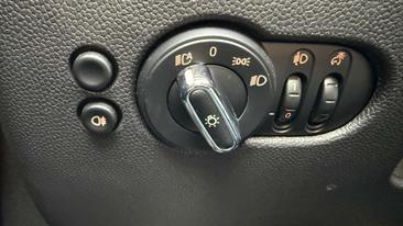 Mini Cabrio COOPER — photo 15