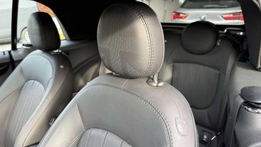 Mini Cabrio COOPER — photo 22
