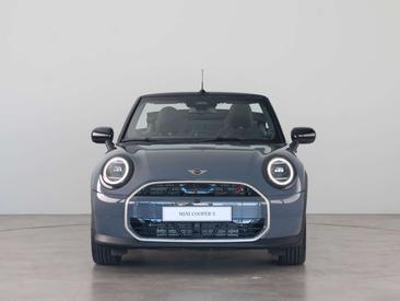Mini Cabrio Favoured Cooper — photo 2