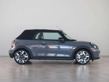 Mini Cabrio Favoured Cooper — photo 6