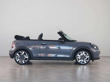 Mini Cabrio Favoured Cooper — photo 7