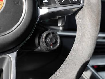 Porsche Panamera II GTS Sport Turismo — photo 38