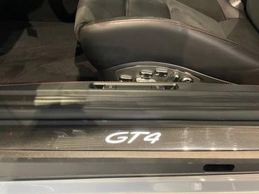 Porsche 718 type 982 Cayman GT4 — photo 32