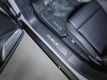 Porsche Panamera III Turbo S E-Hybrid — photo 25
