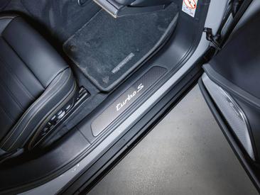 Porsche Panamera III Turbo S E-Hybrid — photo 26