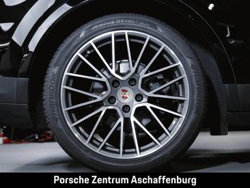 Porsche Cayenne III Coupé — photo 11