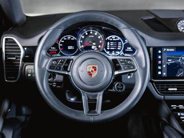 Porsche Cayenne III Coupé — photo 16