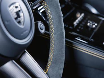 Porsche Panamera III Turbo S E-Hybrid — photo 31