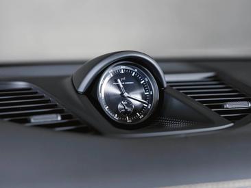 Porsche Panamera III Turbo S E-Hybrid — photo 37