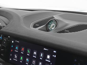 Porsche Cayenne III Turbo E-Hybrid — photo 26