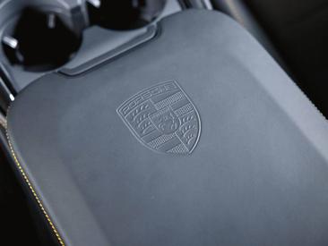 Porsche Panamera III Turbo S E-Hybrid — photo 46