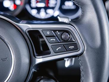 Porsche Cayenne III Coupé — photo 32