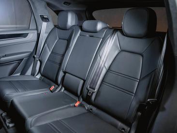 Porsche Cayenne III GTS — photo 23