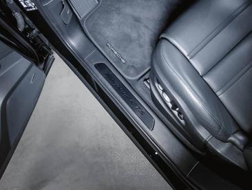 Porsche Cayenne III GTS — photo 26