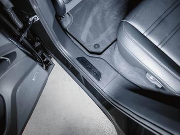 Porsche Cayenne III GTS — photo 28