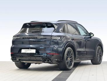Porsche Cayenne III GTS — photo 4