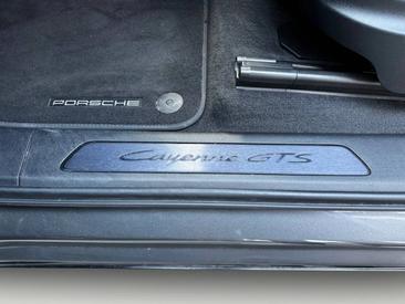 Porsche Cayenne III GTS — photo 23