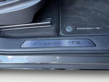 Porsche Cayenne III GTS — photo 24