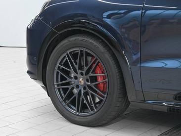 Porsche Cayenne III GTS — photo 8